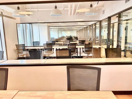 中航资本大厦 望京核心区精装方正办公空间，随时看房，专业托管